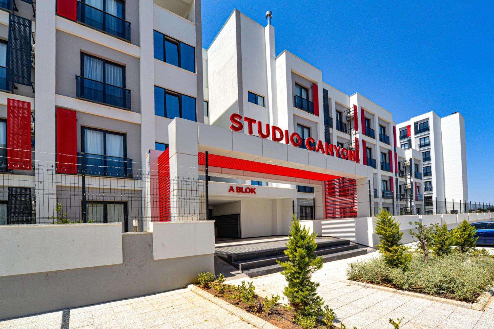 C Suites Antalia Airport 외부 사진