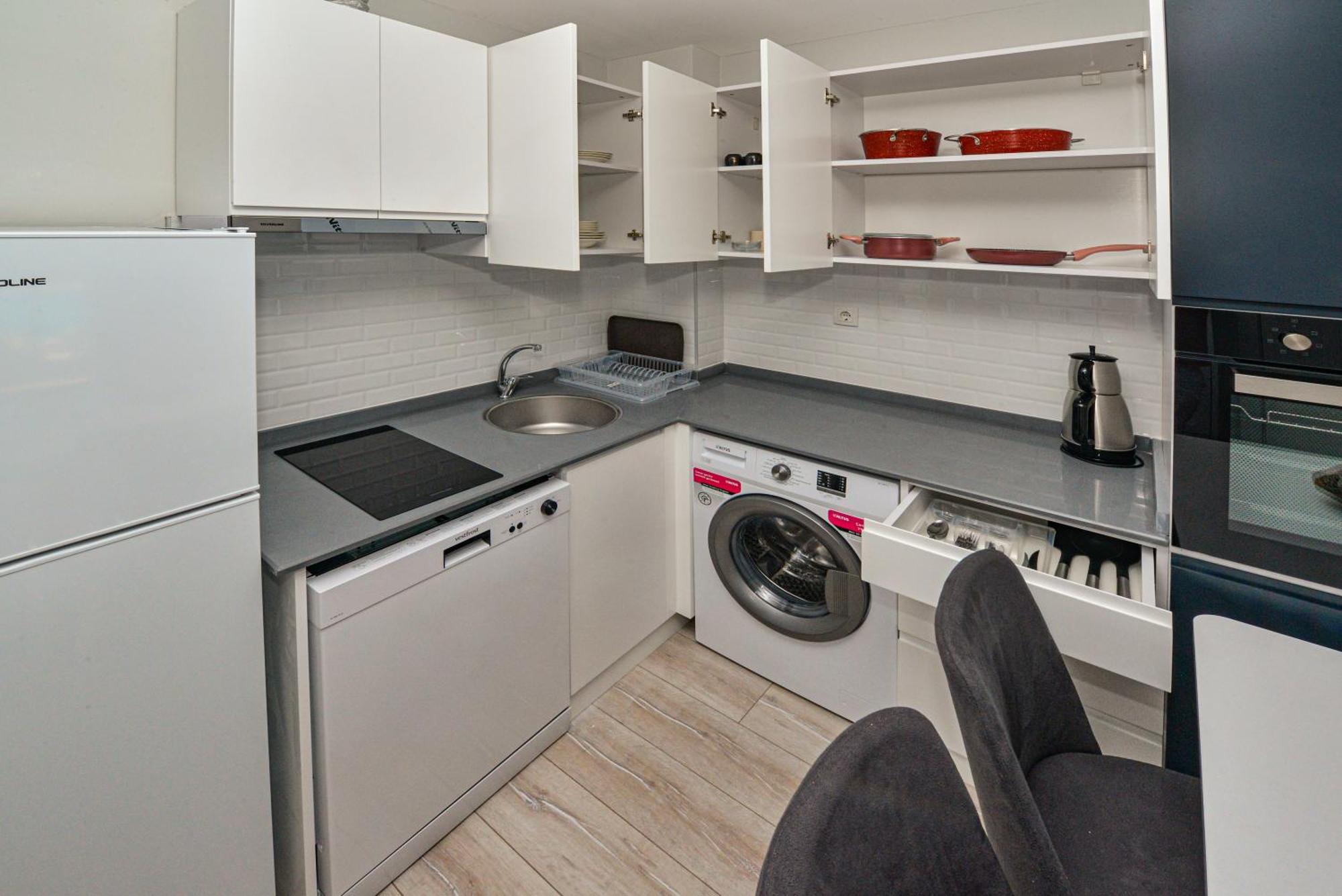 C Suites Antalia Airport 외부 사진