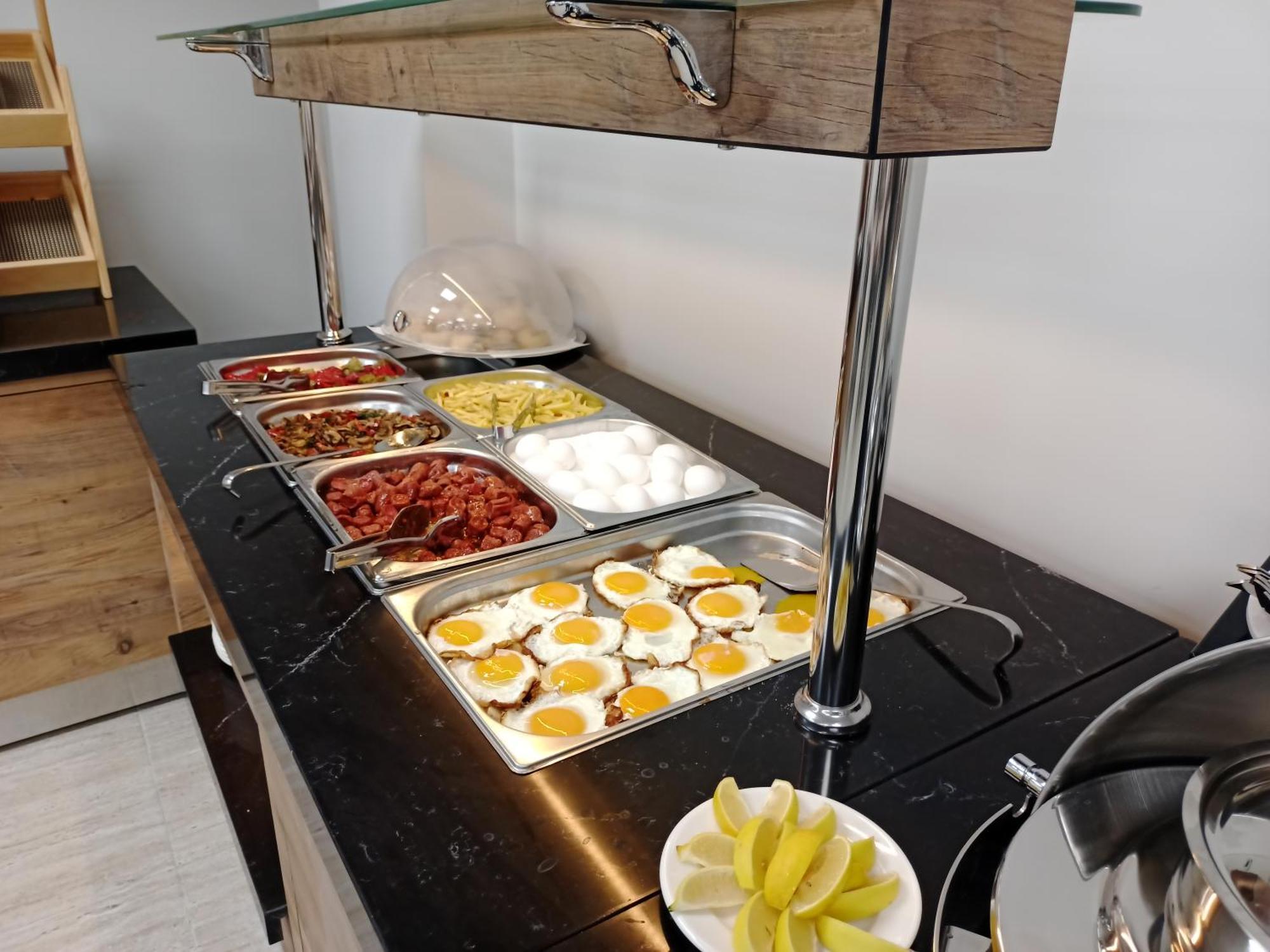 C Suites Antalia Airport 외부 사진